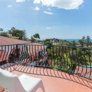 https://lucia-jardin-al-mar.es-andalucia.com